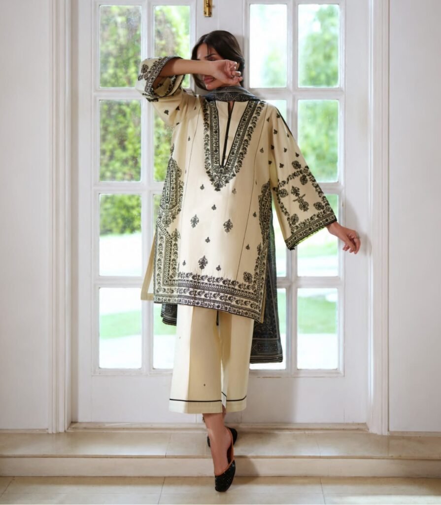 RTW Luxury Embroidered Cotton 3-Piece.